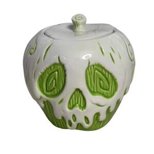 Geeki Tikis Disney Snow White Poison Apple Mug NIB RETIRED AMC Exclusive 32 oz